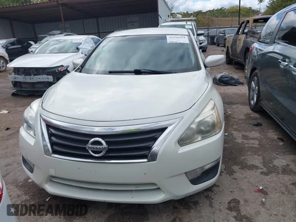 ✅ 2015 Nissan Altima S • VIN: 1N4AL3AP5FN332297 • Лот: 43550294. Опубликован ранее на IAAI с пробегом 169 965 миль. Бесплатный доступ к архиву аукционных продаж из США и подробный отчёт об истории автомобиля на DreamBid. Изображение 12.