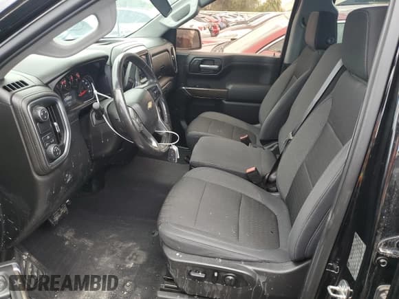 ✅ 2019 Chevrolet Silverado 1500 LT • VIN: 1GCRWCED9KZ220075 • Lot: 60247765. Wystawiony na Copart z przebiegiem 80 451 mil. Bezpłatny archiwum sprzedaży aukcyjnych z USA i szczegółowy raport historii pojazdu na DreamBid. Zdjęcie 7.