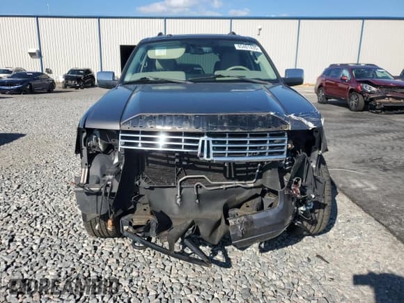 ✅ 2013 Lincoln Navigator • VIN: 5LMJJ2H57DEL01296 • Lot: 85401435. Listed on Copart with 198,585 mi. Free auction sales archive from the USA and detailed vehicle history report at DreamBid. Image 5.