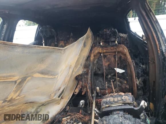 ✅ 2019 Buick Encore Preferred • VIN: KL4CJASB6KB960214 • Lot: 84197275. Wystawiony na Copart z przebiegiem Nie podano. Bezpłatny archiwum sprzedaży aukcyjnych z USA i szczegółowy raport historii pojazdu na DreamBid. Zdjęcie 10.