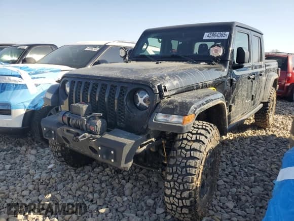 ✅ 2021 Jeep Gladiator Willys • VIN: 1C6HJTAG5ML576384 • Лот: 45904365. Опубликован ранее на Copart с пробегом 26 171 миль. Бесплатный доступ к архиву аукционных продаж из США и подробный отчёт об истории автомобиля на DreamBid. Изображение 1.