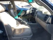 ✅ 2003 Toyota 4Runner Limited • VIN: JTEZT17R938000816 • Lot: 41623665. Wystawiony na IAAI z przebiegiem 177 396 mil. Bezpłatny archiwum sprzedaży aukcyjnych z USA i szczegółowy raport historii pojazdu na DreamBid. Zdjęcie 5.