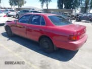 ✅ 1995 Toyota Camry LE • VIN: JT2SK12E6S0298227 • Lot: 42788533. Wystawiony na IAAI z przebiegiem 112 709 mil. Bezpłatny archiwum sprzedaży aukcyjnych z USA i szczegółowy raport historii pojazdu na DreamBid. Zdjęcie 3.