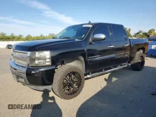 ✅ 2010 Chevrolet Silverado 1500 LT • VIN: 3GCRCSE01AG127646 • Лот: 84276525. Опубликован ранее на Copart с пробегом 331 963 миль. Бесплатный доступ к архиву аукционных продаж из США и подробный отчёт об истории автомобиля на DreamBid. Изображение 1.