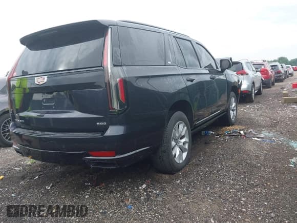 ✅ 2023 Cadillac Escalade 4WD Sport • VIN: 1GYS4FKL8PR153863 • Лот: 42653740. Опубликован ранее на IAAI с пробегом Не указан. Бесплатный доступ к архиву аукционных продаж из США и подробный отчёт об истории автомобиля на DreamBid. Изображение 4.