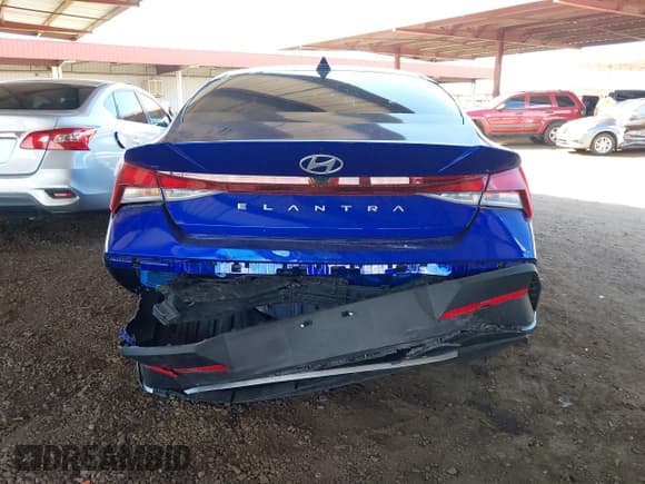 ✅ 2025 Hyundai Elantra SE • VIN: KMHLL4DG0SU029380 • Lot: 43226230. Listed on IAAI with 1,479 mi. Free auction sales archive from the USA and detailed vehicle history report at DreamBid. Image 16.