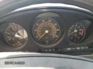 ✅ 1988 Mercedes-Benz 560 SL • VIN: WDBBA48D8JA077522 • Lot: 71857094. Wystawiony na Copart z przebiegiem 40 257 mil. Bezpłatny archiwum sprzedaży aukcyjnych z USA i szczegółowy raport historii pojazdu na DreamBid. Zdjęcie 9.