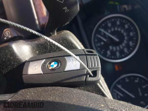 ✅ 2008 BMW 5 Series 550i • VIN: WBANW53548CT50425 • Лот: 41886236. Опубликован ранее на IAAI с пробегом 137 315 миль. Бесплатный доступ к архиву аукционных продаж из США и подробный отчёт об истории автомобиля на DreamBid. Изображение 11.