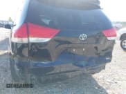 ✅ 2013 Toyota Sienna XLE AAS • VIN: 5TDYK3DC4DS390171 • Лот: 42766749. Опубликован ранее на IAAI с пробегом 111 645 миль. Бесплатный доступ к архиву аукционных продаж из США и подробный отчёт об истории автомобиля на DreamBid. Изображение 17.