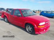 ✅ 2002 Chevrolet S-10 • VIN: 1GCCS19W528163655 • Лот: 39418531. Опубликован ранее на IAAI с пробегом 268 397 миль. Бесплатный доступ к архиву аукционных продаж из США и подробный отчёт об истории автомобиля на DreamBid. Изображение 1.