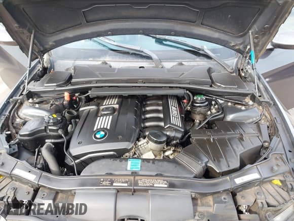 ✅ 2008 BMW 3 Series 328i • VIN: WBAWR33538P150354 • Lot: 43607637. Listed on IAAI with 153,254 mi. Free auction sales archive from the USA and detailed vehicle history report at DreamBid. Image 10.