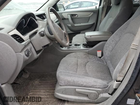 ✅ 2015 Chevrolet Traverse LS • VIN: 1GNKVFED1FJ366228 • Lot: 73563484. Wystawiony na Copart z przebiegiem Nie podano. Bezpłatny archiwum sprzedaży aukcyjnych z USA i szczegółowy raport historii pojazdu na DreamBid. Zdjęcie 7.