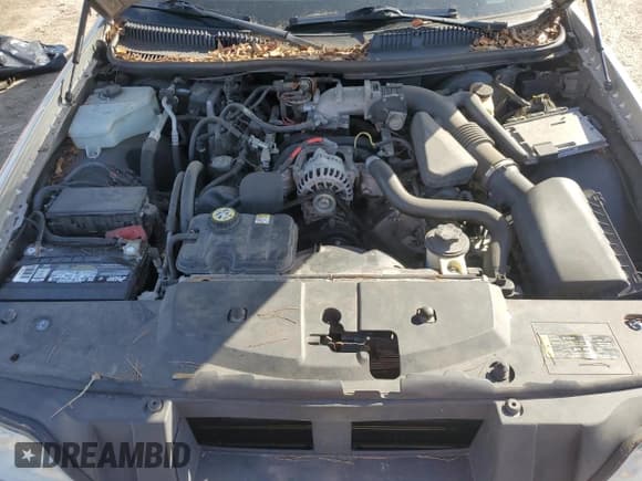 ✅ 2008 Lincoln Town Car Limited • VIN: 2LNHM82W78X645471 • Lot: 85371405. Wystawiony na Copart z przebiegiem 113 689 mil. Bezpłatny archiwum sprzedaży aukcyjnych z USA i szczegółowy raport historii pojazdu na DreamBid. Zdjęcie 11.