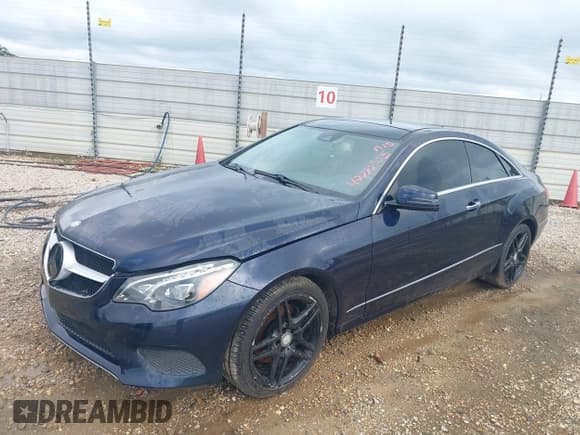 ✅ 2014 Mercedes-Benz E 350 • VIN: WDDKJ5KB1EF269085 • Lot: 42832555. Listed on IAAI with 112,553 mi. Free auction sales archive from the USA and detailed vehicle history report at DreamBid. Image 17.