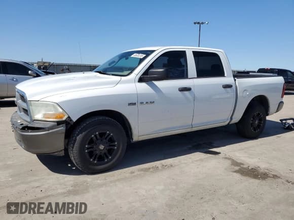 ✅ 2010 Dodge 1500 Laramie • VIN: 1D7RV1CT6AS198700 • Lot: 48685285. Wystawiony na Copart z przebiegiem 191 474 mil. Bezpłatny archiwum sprzedaży aukcyjnych z USA i szczegółowy raport historii pojazdu na DreamBid. Zdjęcie 1.