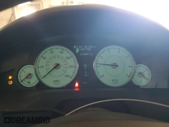 ✅ 2006 Chrysler 300 Touring • VIN: 2C3KK53G46H537858 • Лот: 92198665. Опубликован ранее на Copart с пробегом 212 807 миль. Бесплатный доступ к архиву аукционных продаж из США и подробный отчёт об истории автомобиля на DreamBid. Изображение 9.