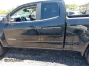 ✅ 2017 Chevrolet Colorado 4WD Work Truck • VIN: 1GCHTBEA4H1303800 • Лот: 42119058. Опубликован ранее на IAAI с пробегом 57 264 миль. Бесплатный доступ к архиву аукционных продаж из США и подробный отчёт об истории автомобиля на DreamBid. Изображение 14.