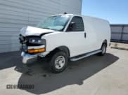 ✅ 2025 Chevrolet Express Cargo • VIN: 1GCWGAFP4S1175820 • Lot: 85901405. Wystawiony na Copart z przebiegiem 1 196 mil. Bezpłatny archiwum sprzedaży aukcyjnych z USA i szczegółowy raport historii pojazdu na DreamBid. Zdjęcie 1.