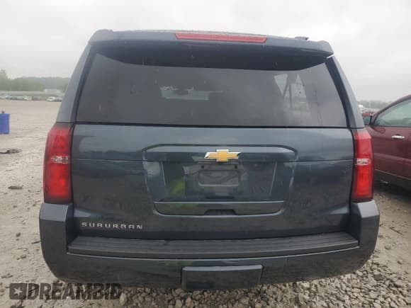 ✅ 2020 Chevrolet Suburban LS • VIN: 1GNSKGKC2LR292177 • Lot: 59484515. Listed on Copart with 35,303 mi. Free auction sales archive from the USA and detailed vehicle history report at DreamBid. Image 6.