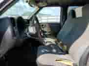 1999 Chevrolet Blazer LS with VIN 1GNDT13WXX2150024, listed as a Copart auction lot 71781074 with 271,768 mi miles and Salvage title. Bid and sale history available at DreamBid. Image 7.