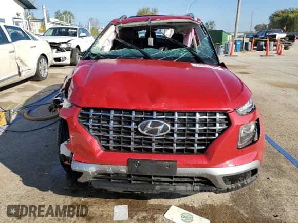✅ 2022 Hyundai Venue Limited • VIN: KMHRC8A37NU163312 • Lot: 73387224. Listed on Copart with 4,699 mi. Free auction sales archive from the USA and detailed vehicle history report at DreamBid. Image 5.