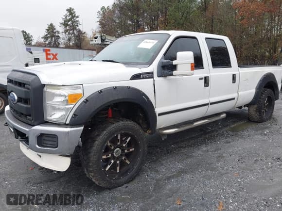 ✅ 2011 Ford F-250 Lariat • VIN: 1FT7W2B63BEC24430 • Lot: 43849374. Wystawiony na IAAI z przebiegiem 289 502 mil. Bezpłatny archiwum sprzedaży aukcyjnych z USA i szczegółowy raport historii pojazdu na DreamBid. Zdjęcie 2.