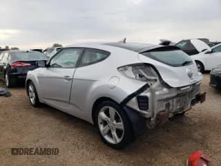 ✅ 2013 Hyundai Veloster w/Gray Int • VIN: KMHTC6AD5DU136899 • Lot: 66874144. Wystawiony na Copart z przebiegiem 89 446 mil. Bezpłatny archiwum sprzedaży aukcyjnych z USA i szczegółowy raport historii pojazdu na DreamBid. Zdjęcie 2.
