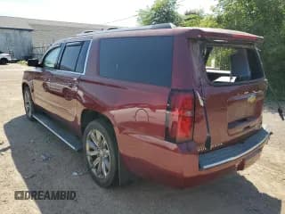 ✅ 2017 Chevrolet Suburban Premier • VIN: 1GNSKJKCXHR154519 • Lot: 65890234. Wystawiony na Copart z przebiegiem 148 955 mil. Bezpłatny archiwum sprzedaży aukcyjnych z USA i szczegółowy raport historii pojazdu na DreamBid. Zdjęcie 2.