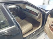 ✅ 1999 Lincoln Town Car Executive • VIN: 1LNHM81W7XY660889 • Lot: 43428648. Listed on IAAI with 186,064 mi. Free auction sales archive from the USA and detailed vehicle history report at DreamBid. Image 5.