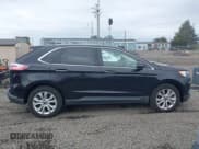 ✅ 2020 Ford Edge Titanium • VIN: 2FMPK4K93LBA71980 • Lot: 43335741. Wystawiony na IAAI z przebiegiem 78 807 mil. Bezpłatny archiwum sprzedaży aukcyjnych z USA i szczegółowy raport historii pojazdu na DreamBid. Zdjęcie 14.