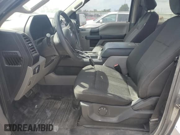 ✅ 2020 Ford F-150 XL • VIN: 1FTEW1E44LFA34210 • Лот: 86461965. Опубликован ранее на Copart с пробегом 81 329 миль. Бесплатный доступ к архиву аукционных продаж из США и подробный отчёт об истории автомобиля на DreamBid. Изображение 7.