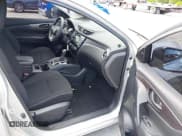 ✅ 2022 Nissan Rogue S • VIN: JN1BJ1AV4NW580933 • Lot: 43280977. Listed on IAAI with 30,599 mi. Free auction sales archive from the USA and detailed vehicle history report at DreamBid. Image 5.