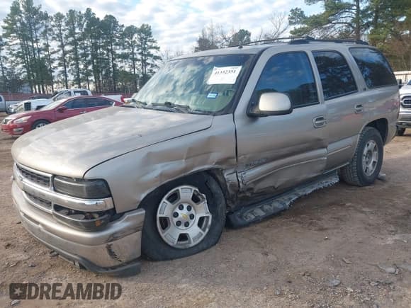 ✅ 2002 Chevrolet Tahoe LT • VIN: 1GNEC13Z52R167375 • Lot: 41332351. Listed on IAAI with 283,486 mi. Free auction sales archive from the USA and detailed vehicle history report at DreamBid. Image 2.