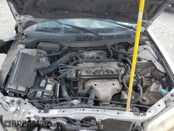 ✅ 1998 Honda Accord LX • VIN: 1HGCG5646WA224829 • Лот: 93234335. Опубликован ранее на Copart с пробегом 291 391 миль. Бесплатный доступ к архиву аукционных продаж из США и подробный отчёт об истории автомобиля на DreamBid. Изображение 11.