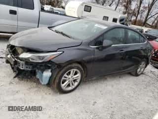 ✅ 2017 Chevrolet Cruze LT • VIN: 1G1BE5SM1H7225224 • Лот: 72656232. Размещён на Copart с пробегом 95 541 миль миль. Получите бесплатный доступ к архиву аукционных продаж из США и посмотрите подробный отчёт об истории автомобиля на DreamBid. Изображение 1.