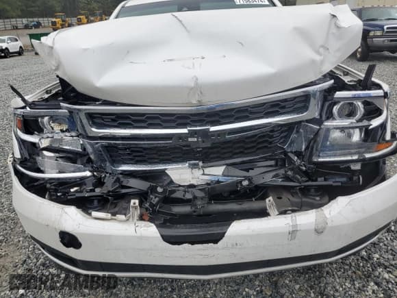 ✅ 2016 Chevrolet Suburban LT • VIN: 1GNSCHKC9GR155164 • Lot: 71583474. Wystawiony na Copart z przebiegiem 211 636 mil. Bezpłatny archiwum sprzedaży aukcyjnych z USA i szczegółowy raport historii pojazdu na DreamBid. Zdjęcie 12.