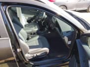 ✅ 2025 Kia Niro EX • VIN: KNDCR3LE6S5276426 • Lot: 42942047. Listed on IAAI with 4,608 mi. Free auction sales archive from the USA and detailed vehicle history report at DreamBid. Image 5.