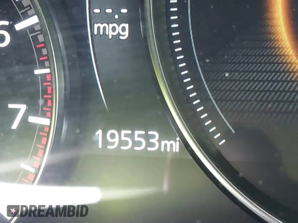 ✅ 2025 Mazda CX-50 S Premium • VIN: 7MMVABDM9SN345772 • Lot: 43562877. Wystawiony na IAAI z przebiegiem 19 553 mil. Bezpłatny archiwum sprzedaży aukcyjnych z USA i szczegółowy raport historii pojazdu na DreamBid. Zdjęcie 15.