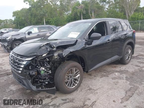 ✅ 2025 Nissan Rogue S • VIN: 5N1BT3AB2SC769839 • Lot: 42721810. Listed on IAAI with 8,477 mi. Free auction sales archive from the USA and detailed vehicle history report at DreamBid. Image 17.