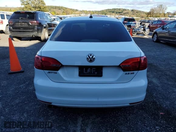 ✅ 2013 Volkswagen Jetta SE • VIN: 3VWDP7AJ1DM396758 • Lot: 56675955. Listed on Copart with 163,712 mi. Free auction sales archive from the USA and detailed vehicle history report at DreamBid. Image 6.