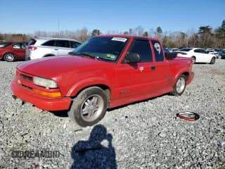 ✅ 2002 Chevrolet S-10 LS • VIN: 1GCCS19W828103918 • Лот: 87449334. Опубликован ранее на Copart с пробегом Не указан. Бесплатный доступ к архиву аукционных продаж из США и подробный отчёт об истории автомобиля на DreamBid. Изображение 1.