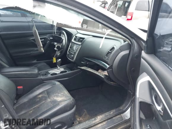 ✅ 2017 Nissan Altima SL • VIN: 1N4AL3AP8HC267198 • Lot: 42903982. Listed on IAAI with 116,297 mi. Free auction sales archive from the USA and detailed vehicle history report at DreamBid. Image 5.