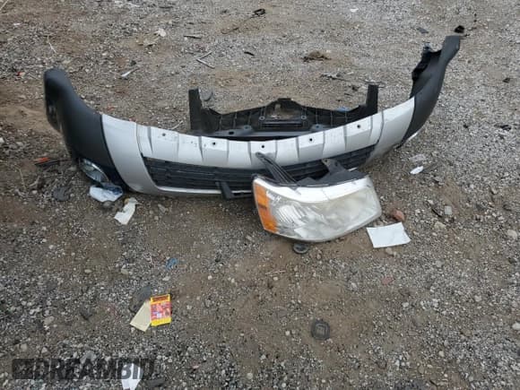 ✅ 2006 Pontiac Torrent • VIN: 2CKDL63FX66086700 • Lot: 81411925. Listed on Copart with 181,631 mi. Free auction sales archive from the USA and detailed vehicle history report at DreamBid. Image 13.