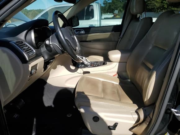 ✅ 2020 Jeep Grand Cherokee Limited • VIN: 1C4RJEBG3LC279510 • Lot: 89650275. Listed on Copart with 171,569 mi. Free auction sales archive from the USA and detailed vehicle history report at DreamBid. Image 7.