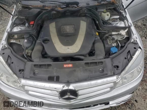 ✅ 2010 Mercedes-Benz C 300 Sport • VIN: WDDGF8BB0AR119227 • Lot: 95839415. Listed on Copart with 154,477 mi. Free auction sales archive from the USA and detailed vehicle history report at DreamBid. Image 11.