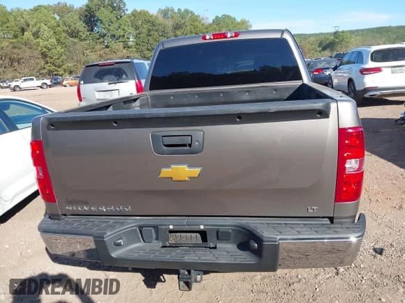 ✅ 2012 Chevrolet Silverado 1500 LT • VIN: 1GCPKSE71CF238533 • Lot: 43526817. Listed on IAAI with 69,901 mi. Free auction sales archive from the USA and detailed vehicle history report at DreamBid. Image 15.