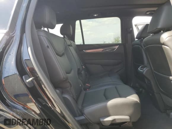 ✅ 2023 Cadillac XT6 FWD Luxury • VIN: 1GYKPAR45PZ187400 • Lot: 54562335. Wystawiony na Copart z przebiegiem 16 953 mil. Bezpłatny archiwum sprzedaży aukcyjnych z USA i szczegółowy raport historii pojazdu na DreamBid. Zdjęcie 11.