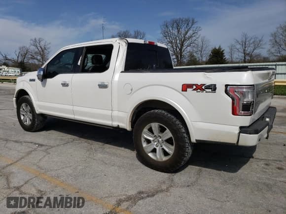 ✅ 2015 Ford F-150 XLT • VIN: 1FTEW1EF4FFA08552 • Lot: 50384535. Listed on Copart with 189,932 mi. Free auction sales archive from the USA and detailed vehicle history report at DreamBid. Image 2.