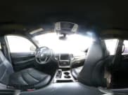 ✅ 2017 Jeep Grand Cherokee Limited • VIN: 1C4RJEBG3HC736176 • Lot: 43743018. Wystawiony na IAAI z przebiegiem 129 065 mil. Bezpłatny archiwum sprzedaży aukcyjnych z USA i szczegółowy raport historii pojazdu na DreamBid. Zdjęcie 18.