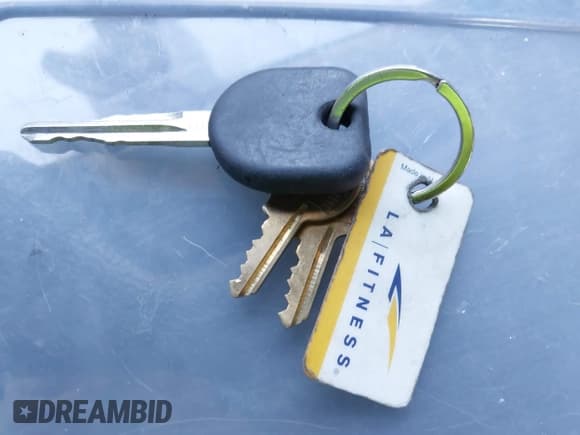 ✅ 2010 Chevrolet Silverado 1500 LT • VIN: 1GCSCSE06AZ263210 • Lot: 41669444. Wystawiony na IAAI z przebiegiem 183 186 mil. Bezpłatny archiwum sprzedaży aukcyjnych z USA i szczegółowy raport historii pojazdu na DreamBid. Zdjęcie 11.